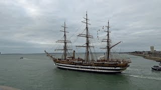 🇮🇹 Italian Navy Tall Ship Amerigo Vespucci Leaving Portsmouth UK [upl. by Harhay]