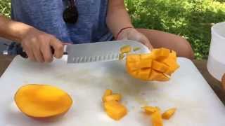 How To Properly Cut A Mango [upl. by Tiffanie]