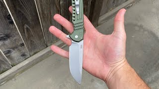 HOW TO My “signature” knife flip [upl. by Ttocserp110]