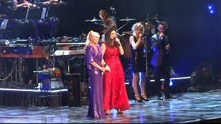 Laura Pausini ft Yuri  Maldita primavera amp Amores extraños  Arena Ciudad de México 28nov2014 [upl. by Samara]