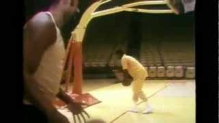 Wilt Chamberlain swishes four 3point range hook shots in a row [upl. by Leahcimauhsoj]