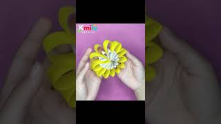 Como hacer flores de papel  flores de papel rápido y fácil 🌺 How to make paper flowers Shorts [upl. by Lewak]